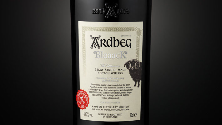 ARDBEG BLAAACK – FÜR ULTIMATIVE FANS