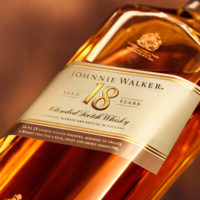 Johnnie Walker relauncht seinen ultimativen 18-jährigen Blended Scotch