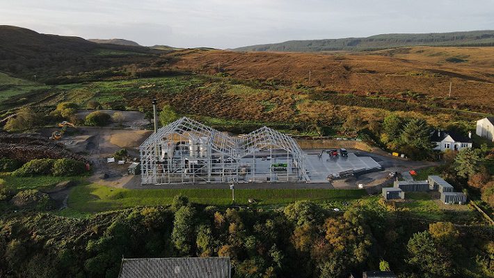 PM: Bunnahabhain beschleunigt seinen Weg zur ersten Islay-Destillerie mit einem emissionsfreien Destillationsverfahren.
