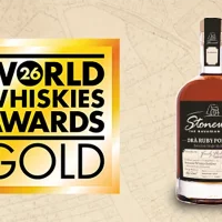Schraml – The Stonewood Distillery überzeugt bei den World Whisky Awards 2026 mit Gold und Category Winner